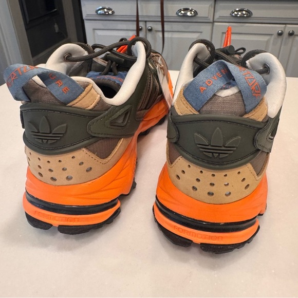 Adidas Women's Hyperturf Adventure Shoes Olive Green Orange soles size 9 NEW - Picture 5 of 8